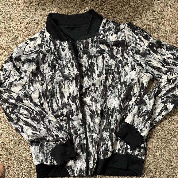 Nike Reversible Bomber Jacket - Picture 4 of 5